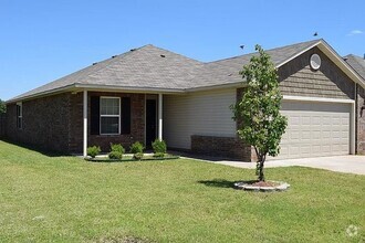 Building Photo - 2412 Canyon Creek Dr
