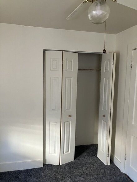 Closet - 215 N Railroad Ave