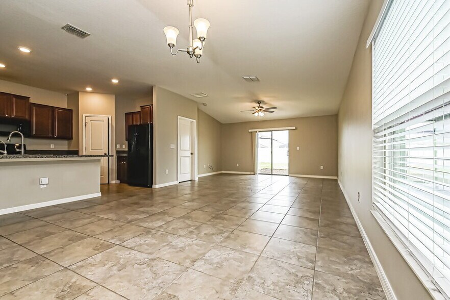 Building Photo - 7204 Ozello Trail Ave