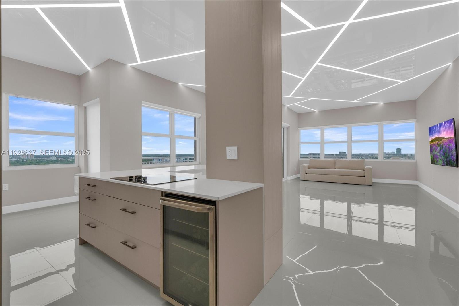 Building Photo - 18011 Biscayne Blvd