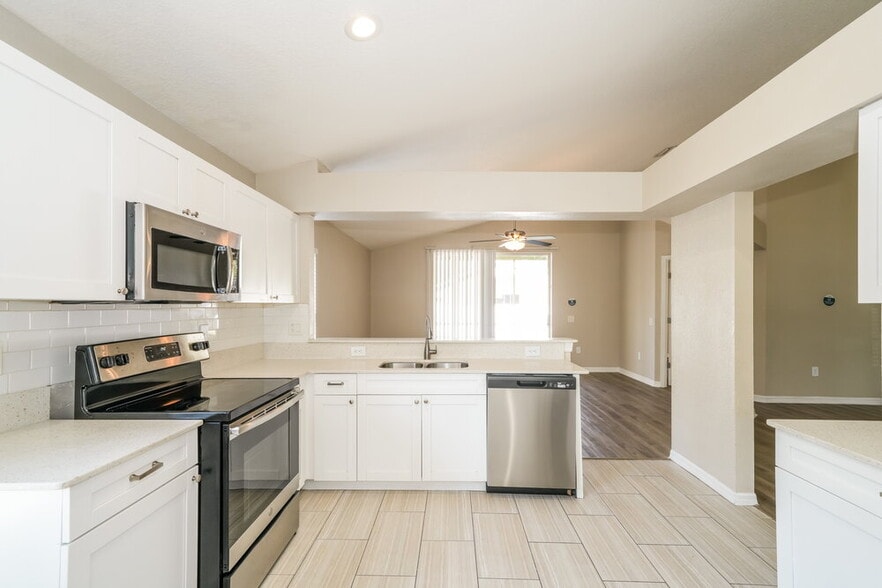 Building Photo - 6934 Waterbrook Ct