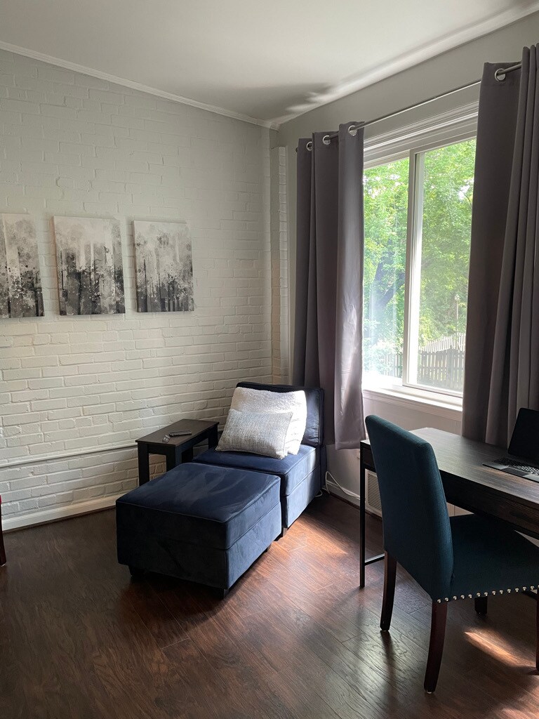 Building Photo - 2613 39th St NW