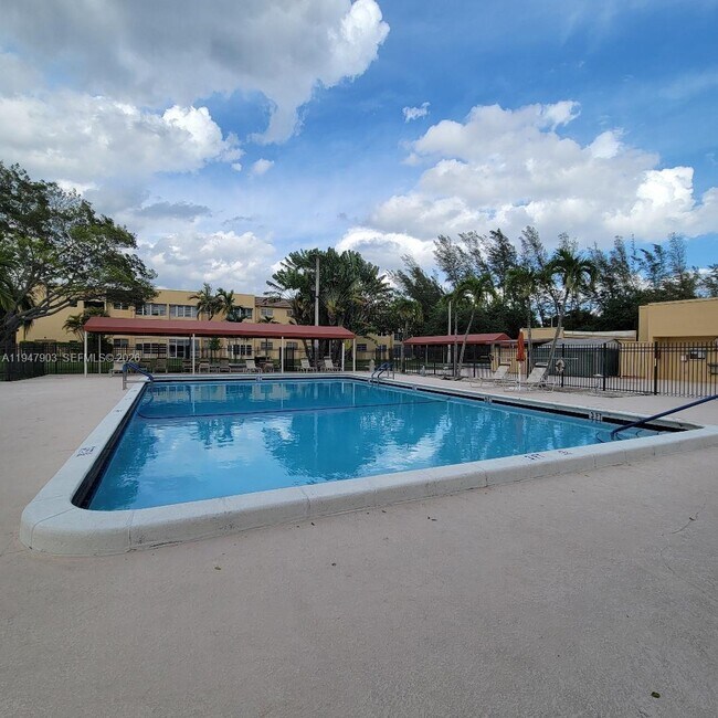 Building Photo - 6001 NW 61st Ave