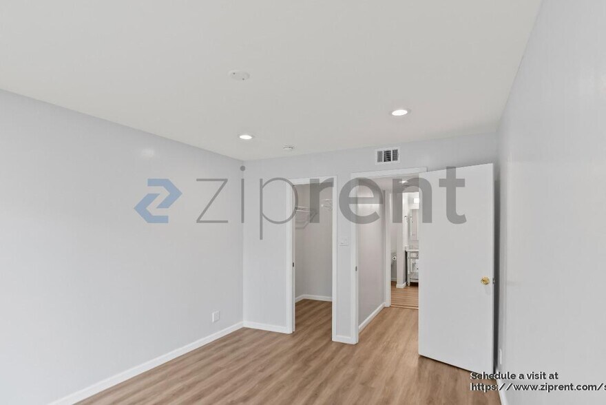 Building Photo - 245 Montecito Ave