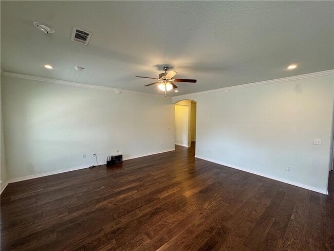 Building Photo - 4849 W Oldham Dr