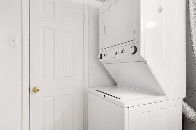 Building Photo - 1217 Market St