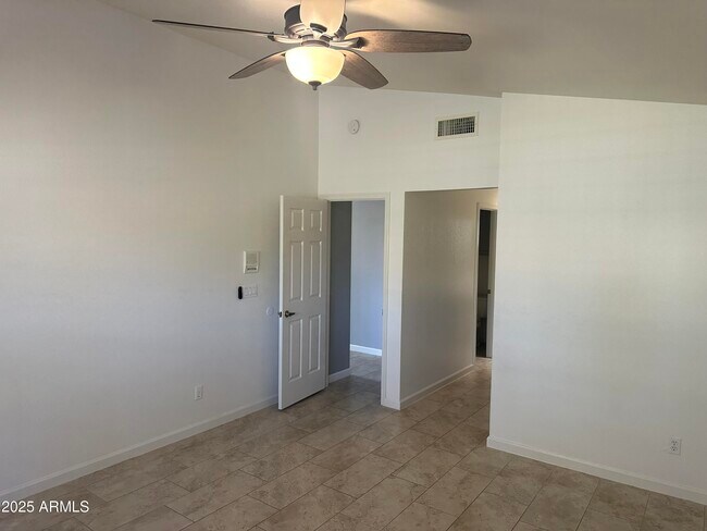 Building Photo - 14482 W Buffalo Trail