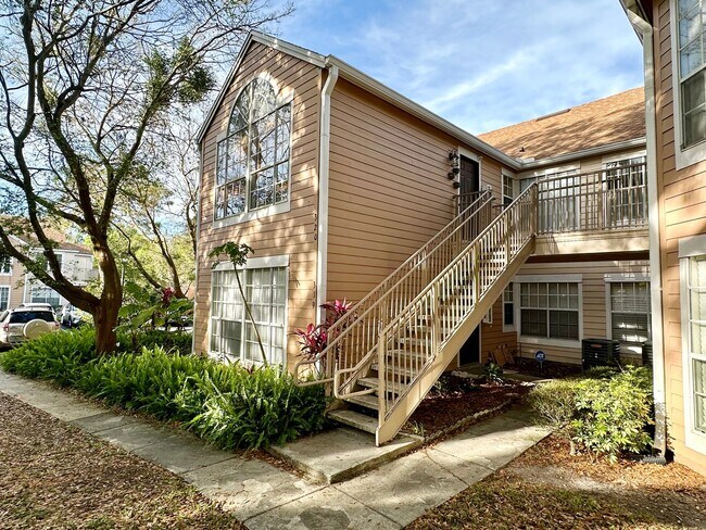 Building Photo - Beautiful bright updated 3/2 condo in Altamonte