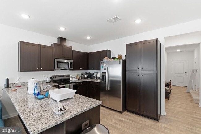 Building Photo - 2618 Grey Wolf Ln