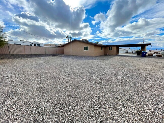 Building Photo - 2988 Cisco Dr S
