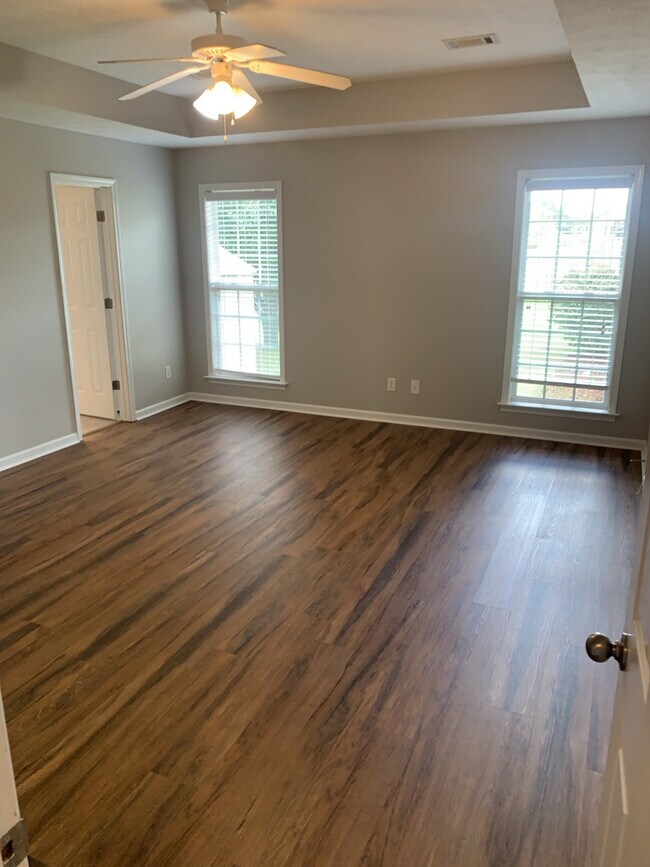 Building Photo - 106 Old Prestwick Ct