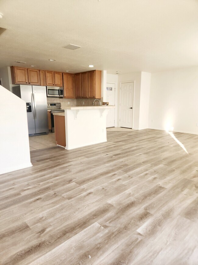 Building Photo - 9779 Mayfair St