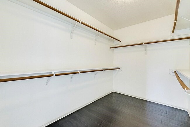 Building Photo - 19323 Colony Grove Ln