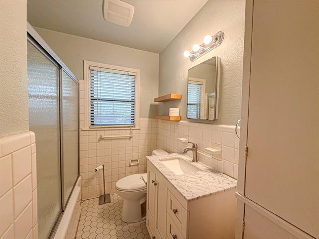 Building Photo - 3766 Park Ln