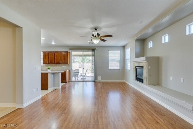 Building Photo - 9005 Semillon St