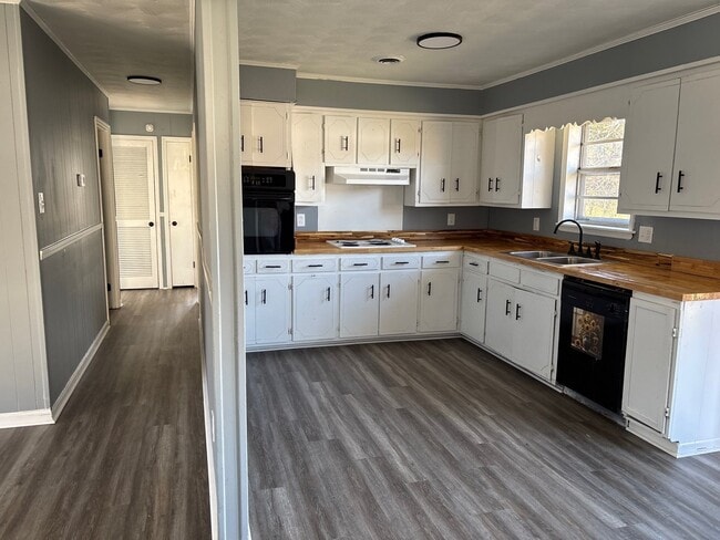 Building Photo - 177 Stardust Dr