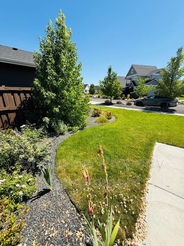 Building Photo - 4014 W Farm View Dr