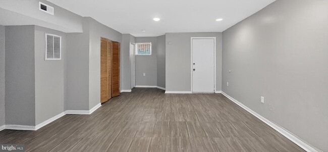 Building Photo - 1119 Montello Ave NE