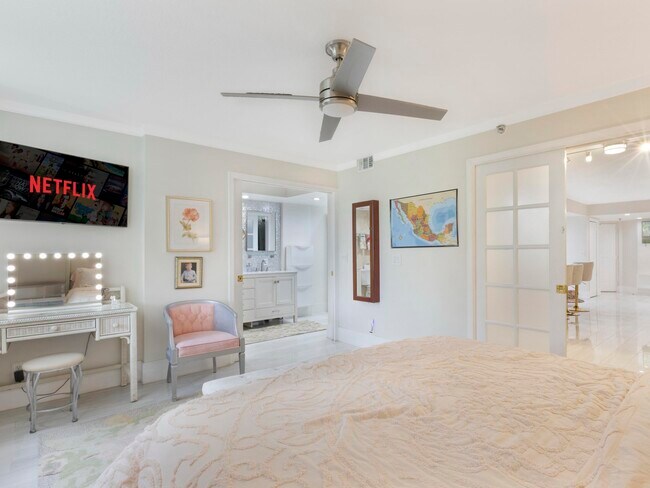 Building Photo - 955 Egret Cir