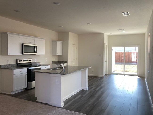 Building Photo - 3 bedroom house in Forney