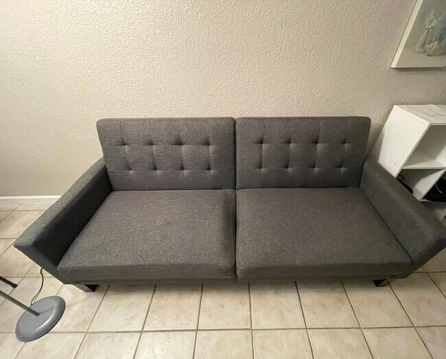 Sofa Futon - 2501 S Ocean Dr