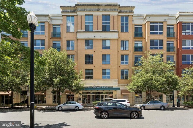Building Photo - 2200 N Westmoreland St