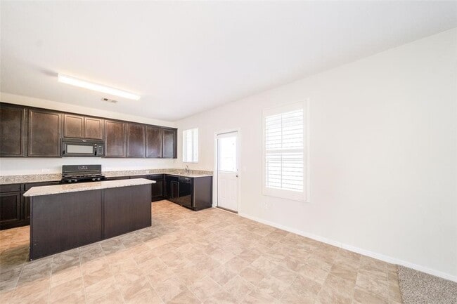 Building Photo - 15810 Mountain Willow Way