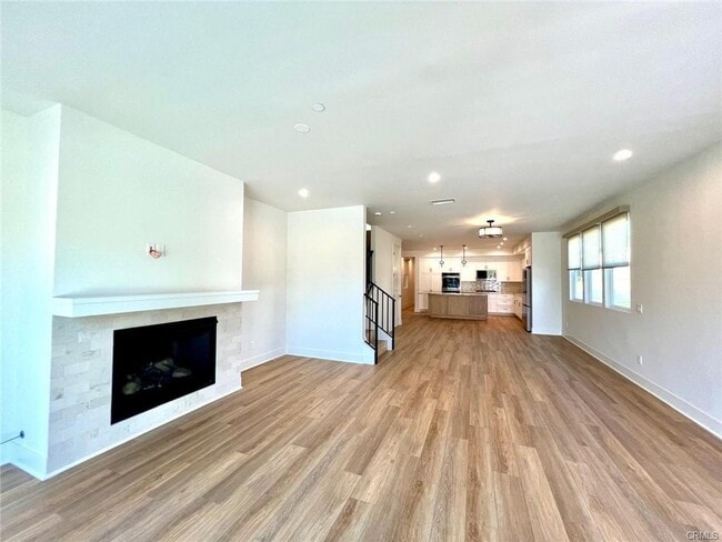 Building Photo - 323 Flint Ave