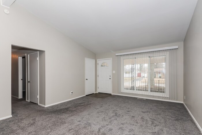 Building Photo - 19 Rio Grande Ave