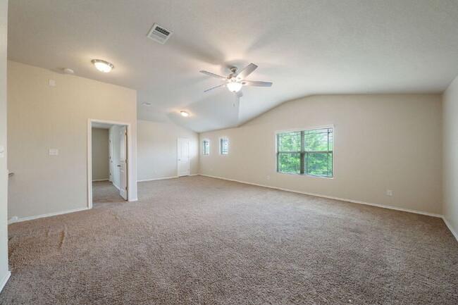Building Photo - 2507 Skybound