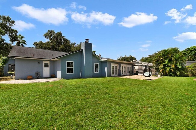 Building Photo - 5621 Lake Mary Jess Shores Ct