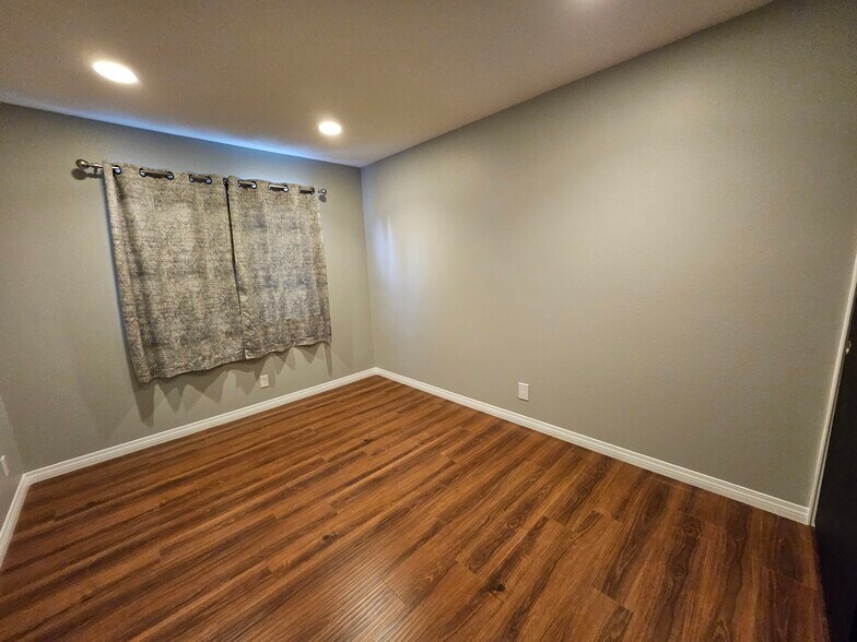 Bedroom 4 - 17631 Mapes Ave