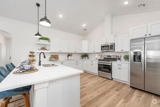 Building Photo - BRAND NEW 3 Bedroom Duplex!