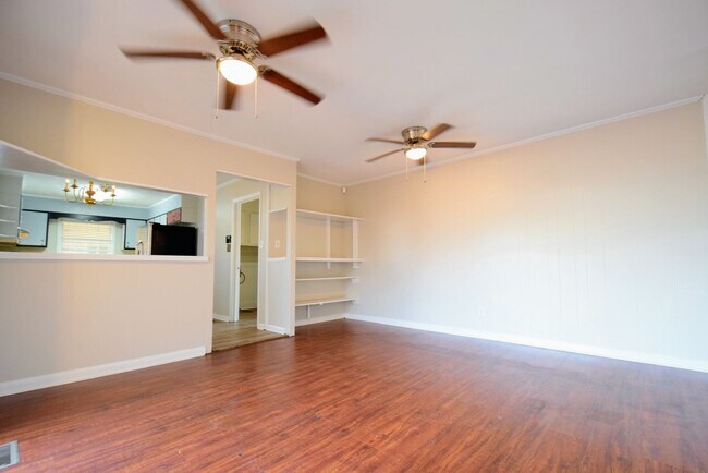 Building Photo - 5325 Trampas Ct