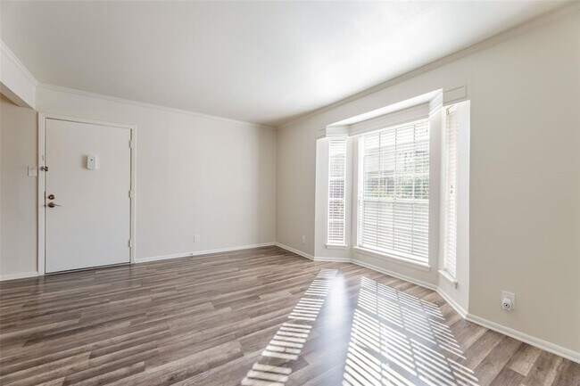 Building Photo - 7920 Rockwood Ln