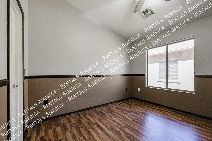 Building Photo - 2150 W Alameda Rd