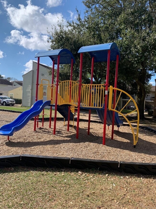 Building Photo - 6200 W Tidwell Rd