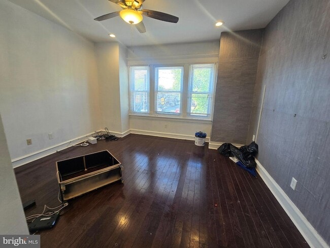 Building Photo - 2801 W Allegheny Ave