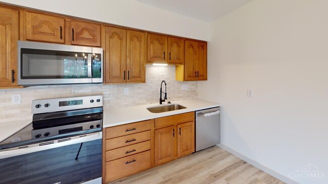 Kitchen - 10797 Jeff Ln