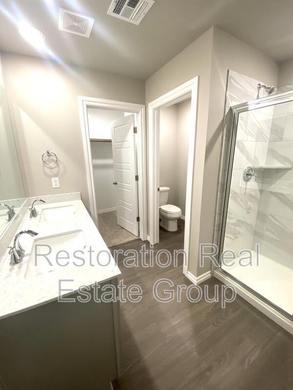 Building Photo - 2740 Alice Wy