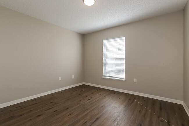 Building Photo - 4715 Little Denise Ct