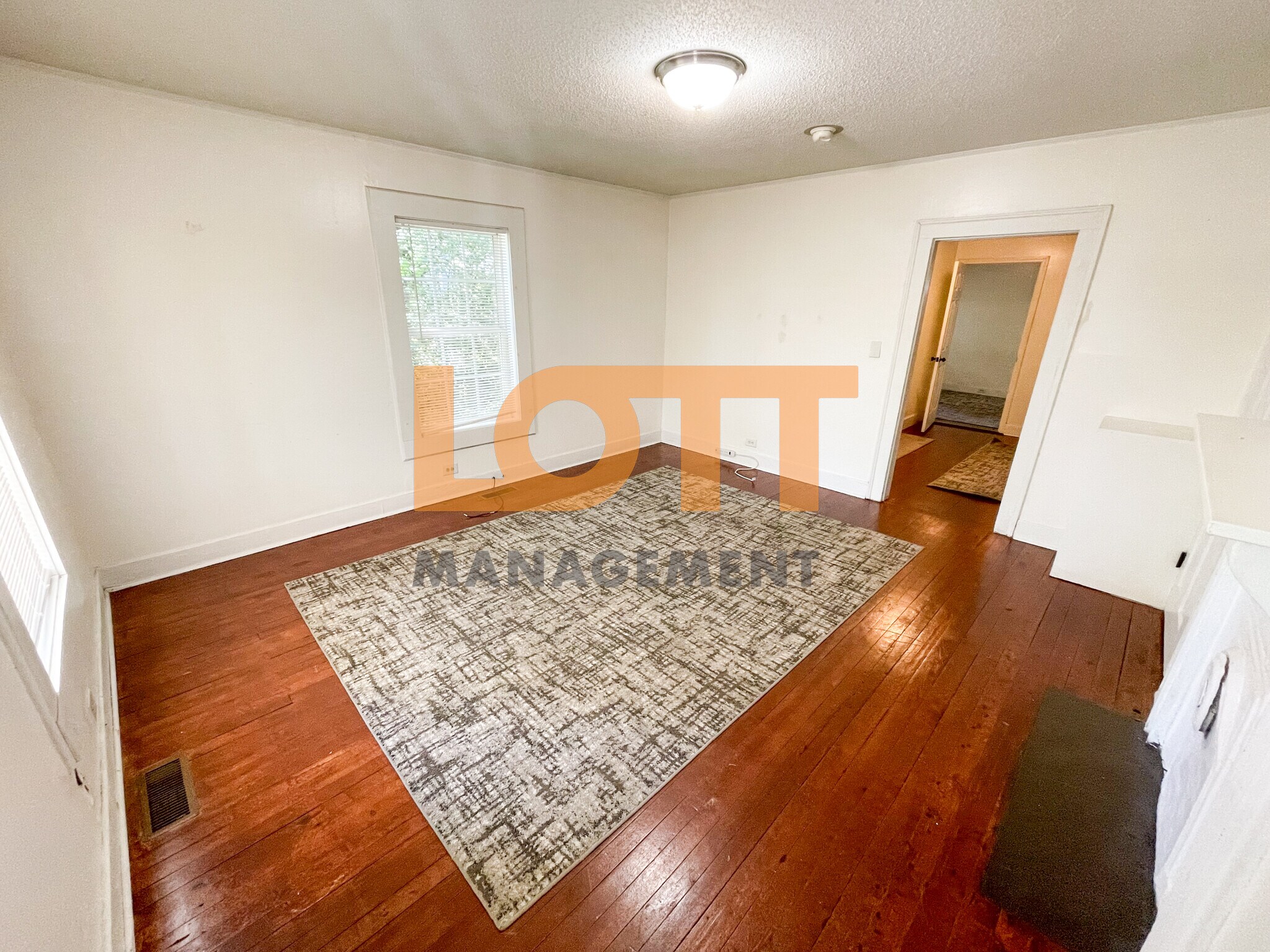 Building Photo - 4 Pelzer St