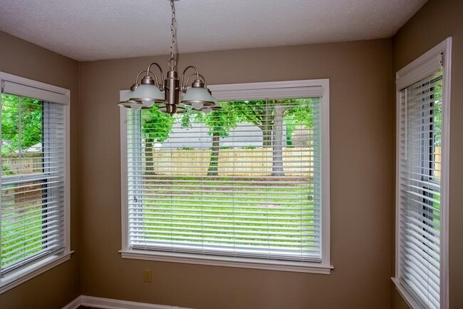 Building Photo - 4471 Laird Dr
