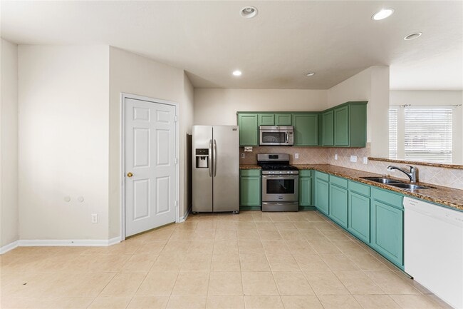 Building Photo - 7431 Sabinal Creek Dr