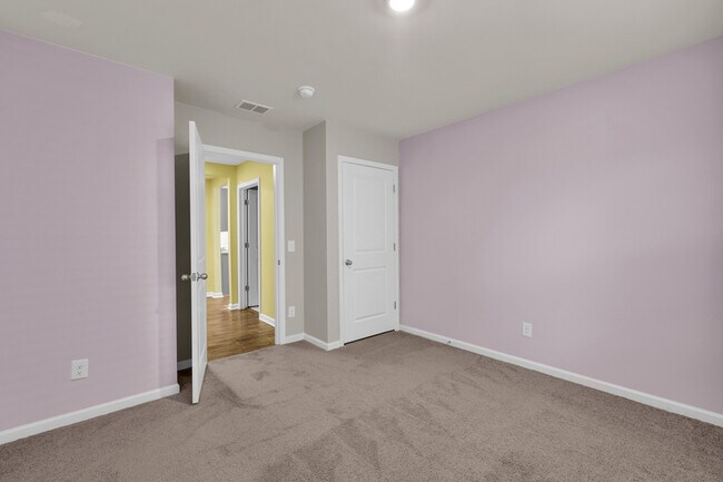 Building Photo - 233 Caribbean Village Dr
