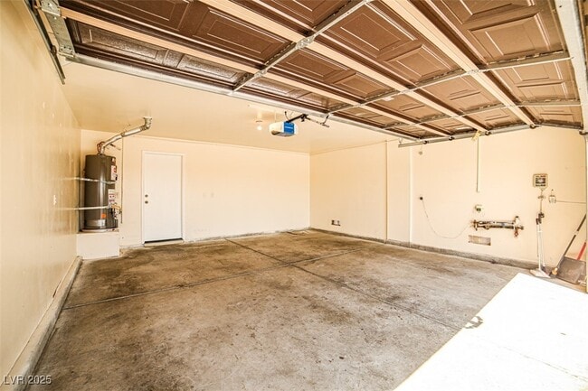 Building Photo - 5871 Salmon Falls St