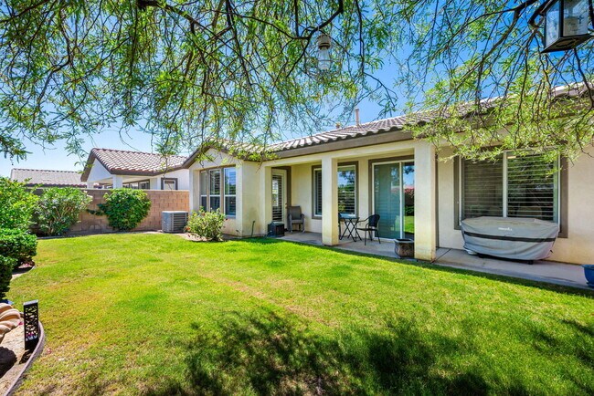 Building Photo - 60268 Sweetshade Ln