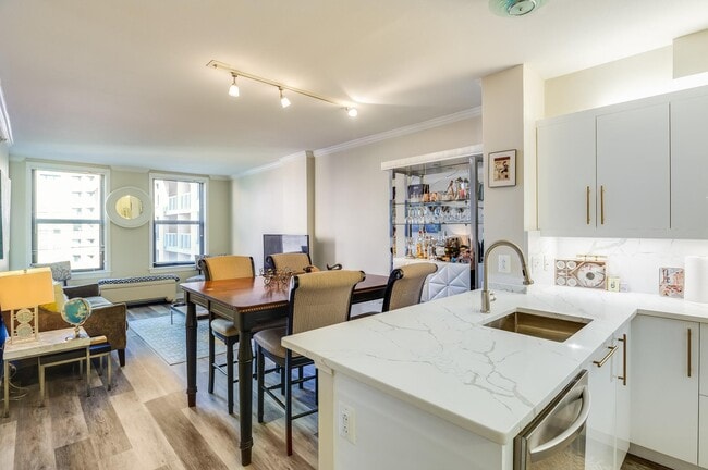 Building Photo - 631 D St NW