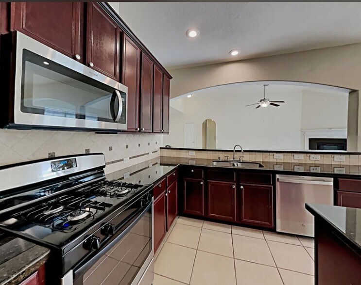 Building Photo - 3322 Orchid Trace Dr