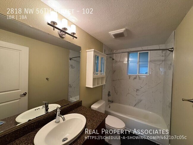Building Photo - 2818 NW 56th St